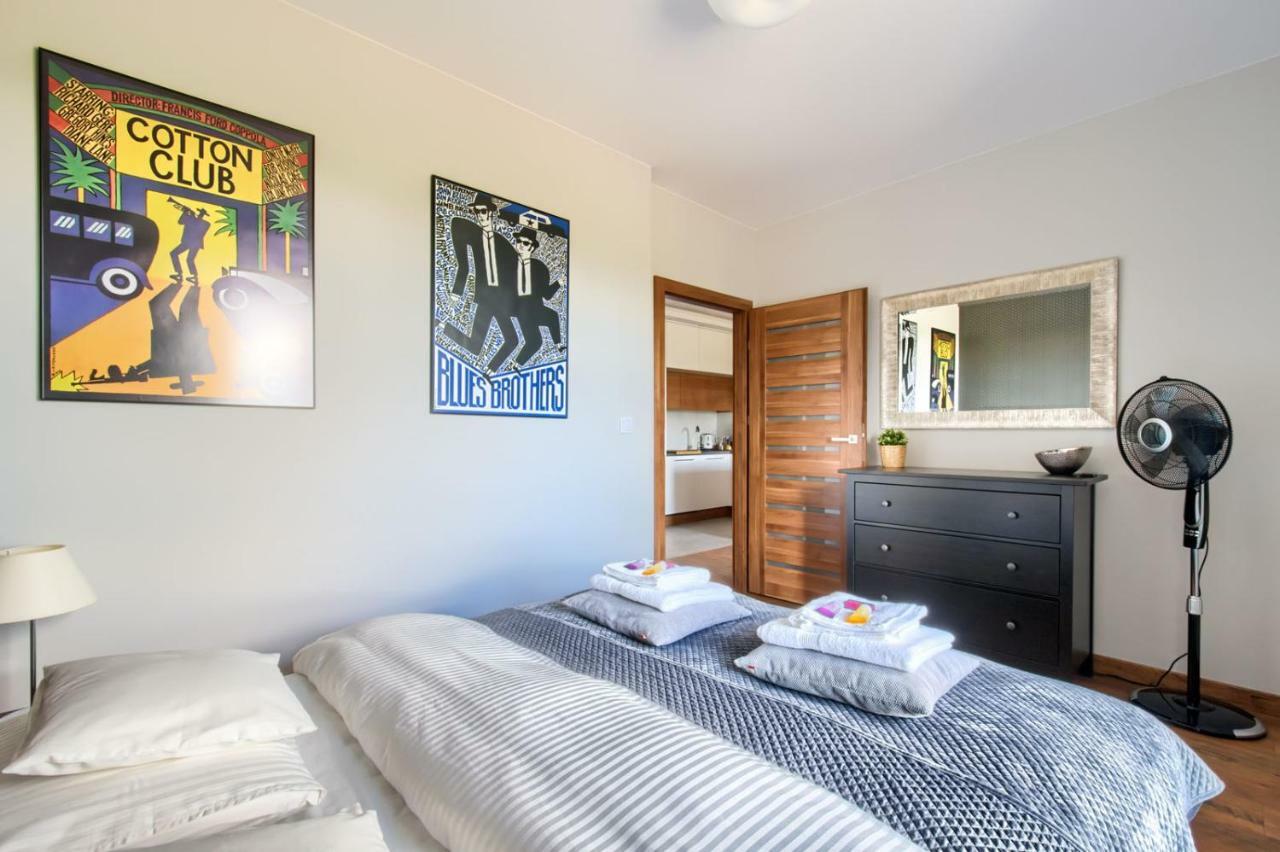 Cinema Apartment - Varsovie Extérieur photo